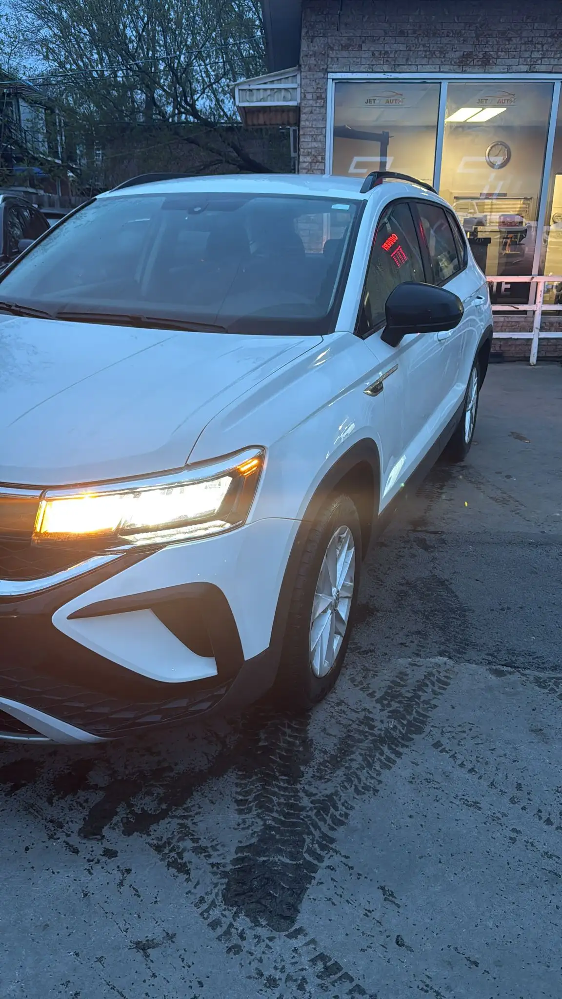 Volkswagen  Taos